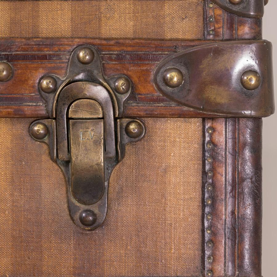 Louis Vuitton Striped Trunk, circa 1890 8