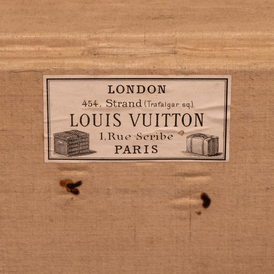 Louis Vuitton Striped Trunk, circa 1890 10
