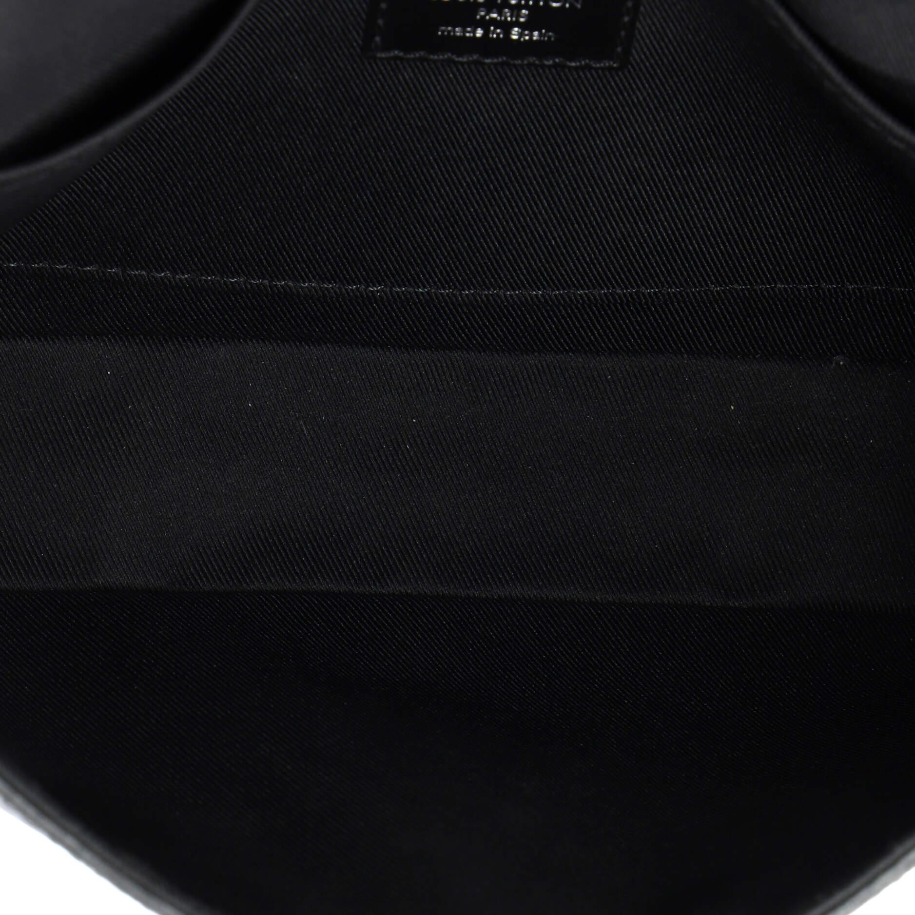 Louis Vuitton Studio Messenger Bag Limited Edition Damier Graphite 3D 1