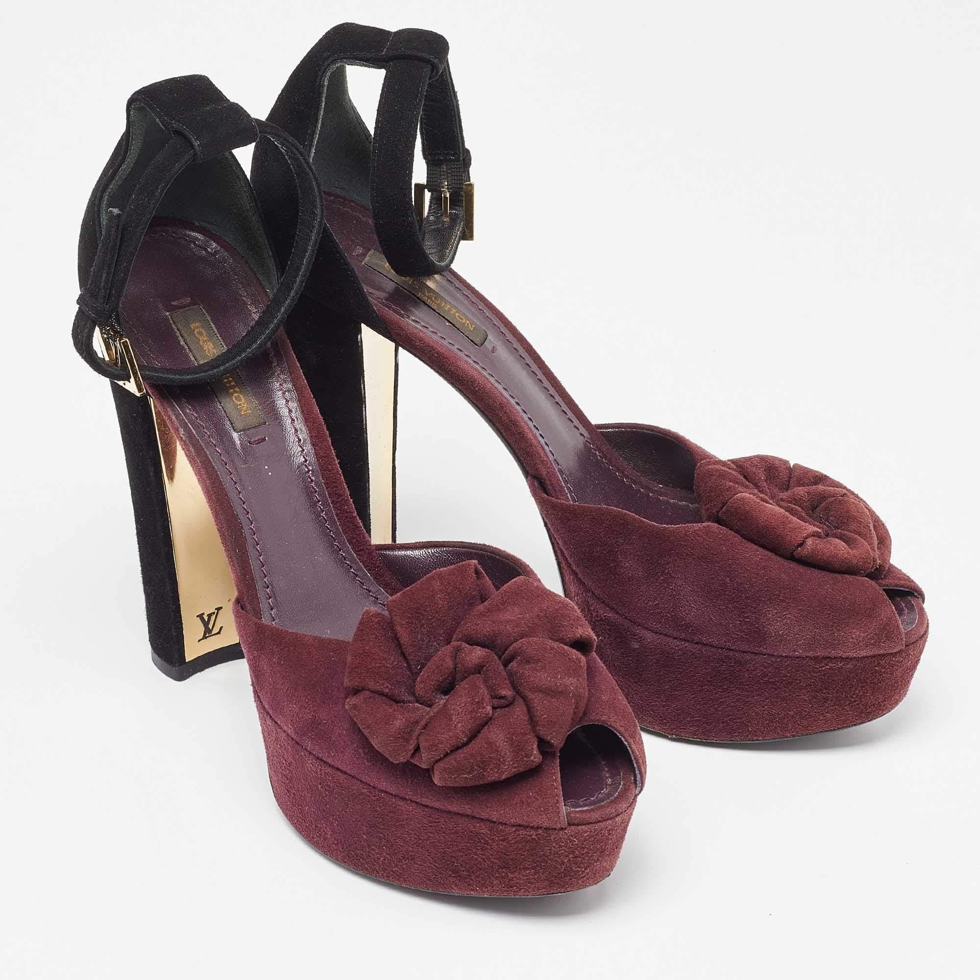 Black Louis Vuitton Suede Flower Peep Toe Platform Ankle Strap Sandals Size 37.5 For Sale