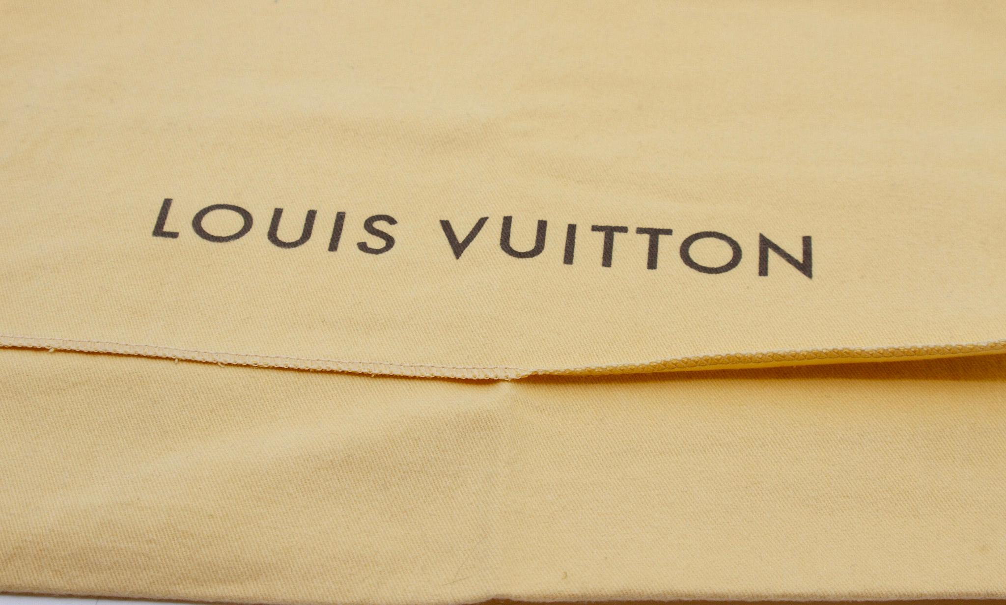 Louis Vuitton Suhali L'Aimable Bag, 2004 For Sale 2