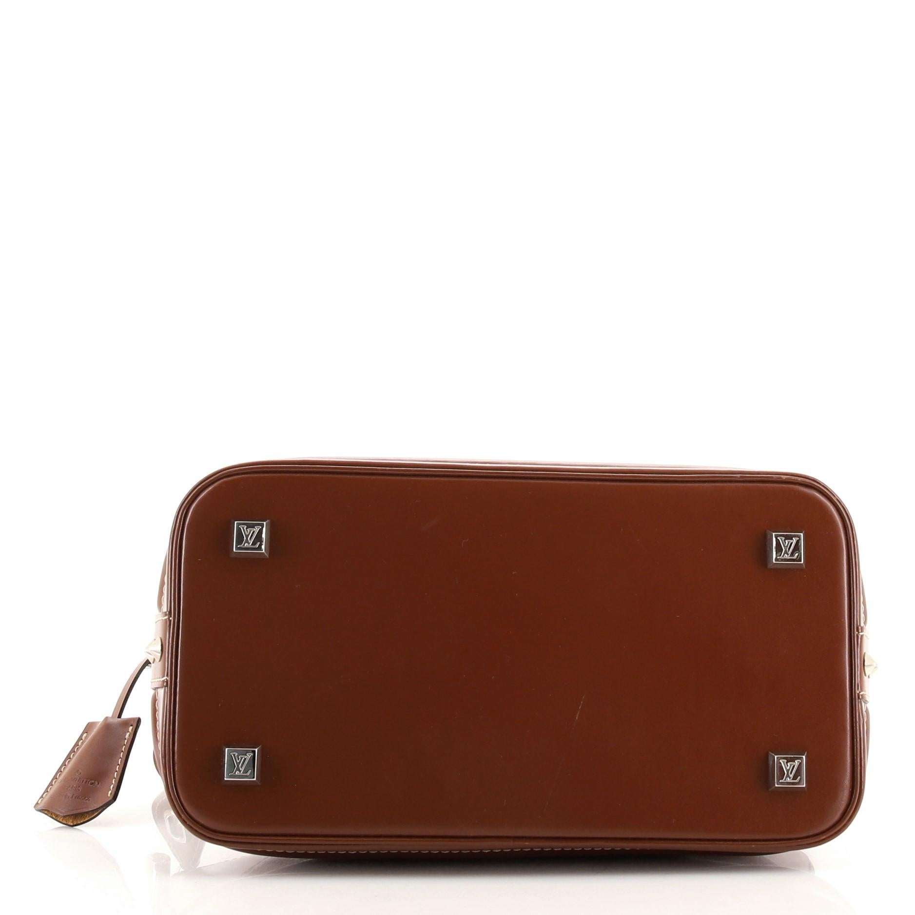 Louis Vuitton Suhali Lockit Handtasche aus Leder PM im Zustand „Gut“ in NY, NY