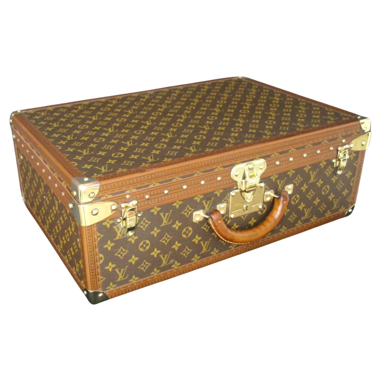  Louis Vuitton Suitcase, 60 Alzer Louis Vuitton Suitcase, 60 cm Vuitton Suitcase For Sale