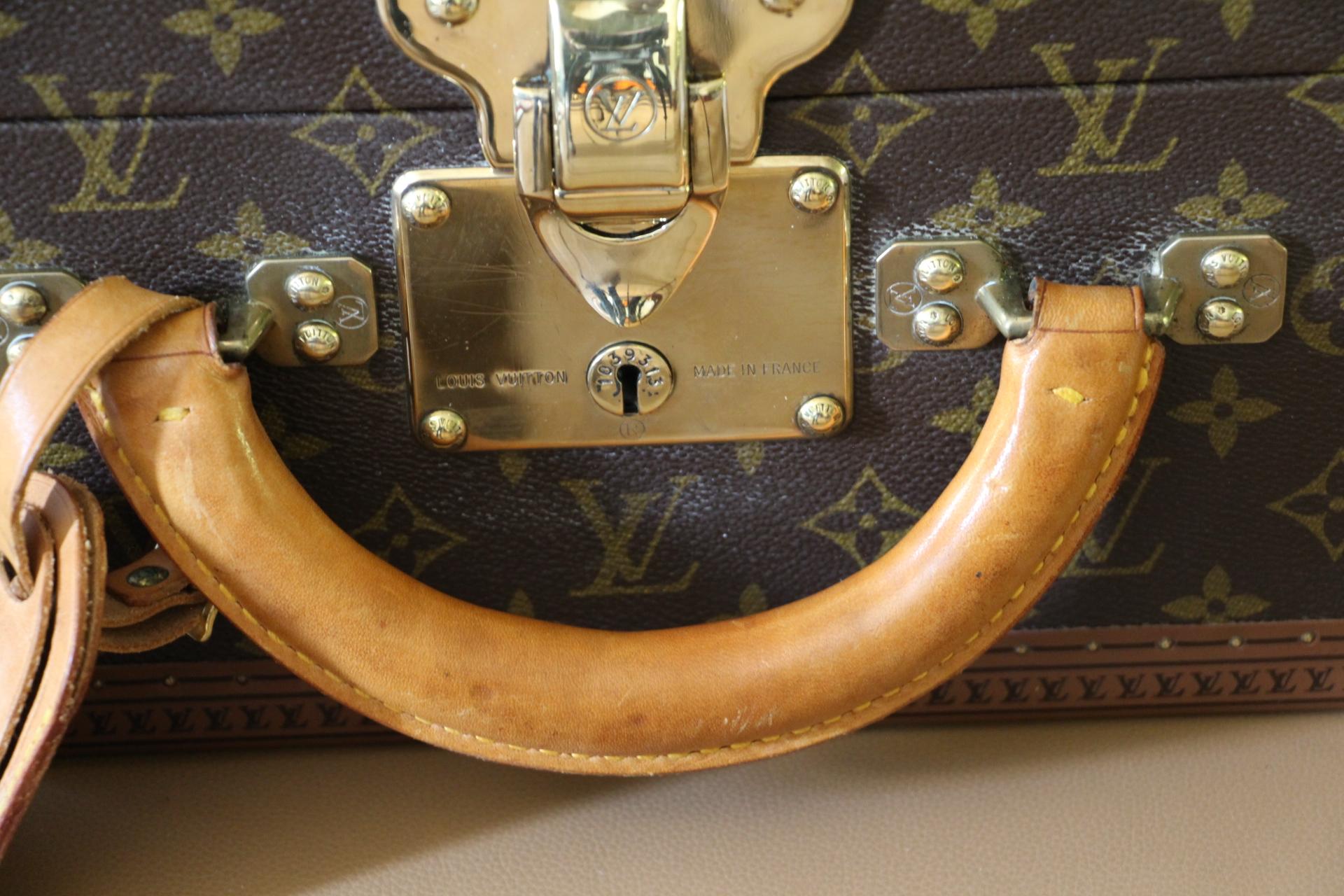  Louis Vuitton Suitcase 60 cm,  Louis Vuitton Trunk, Vuitton 60 Suitcase 8