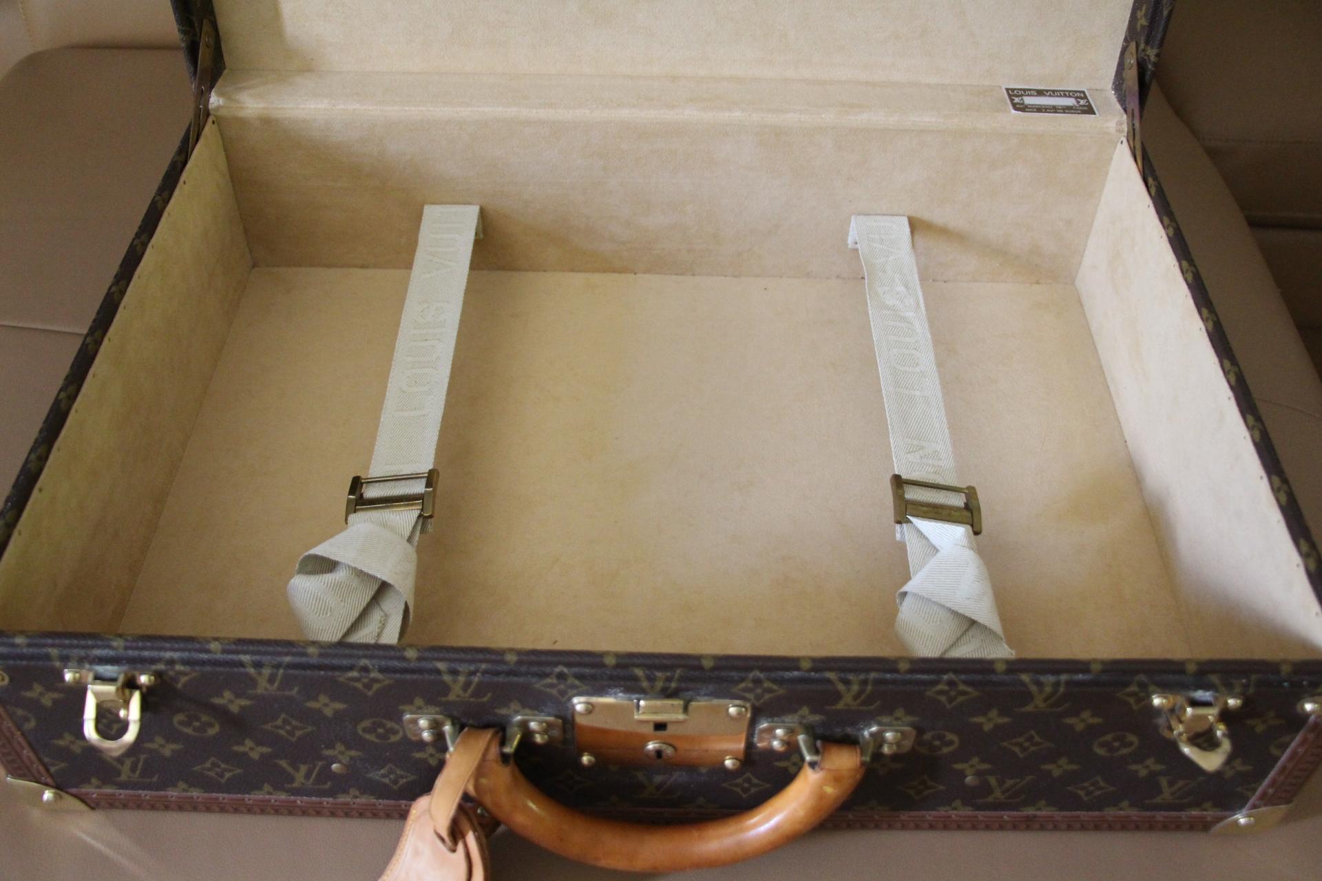  Louis Vuitton Suitcase 60 cm,  Louis Vuitton Trunk, Vuitton 60 Suitcase 12