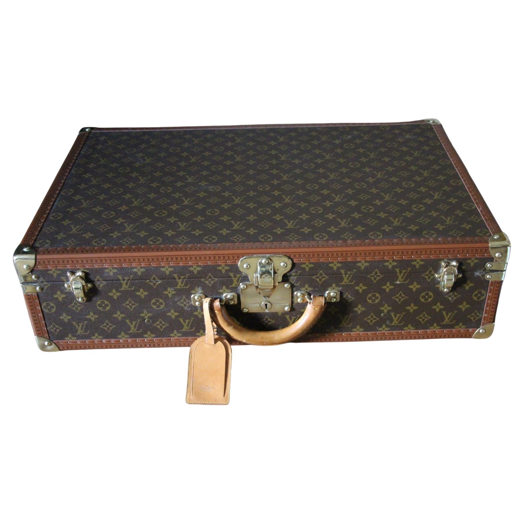 Louis Vuitton Luggage Cover - 47 For Sale on 1stDibs