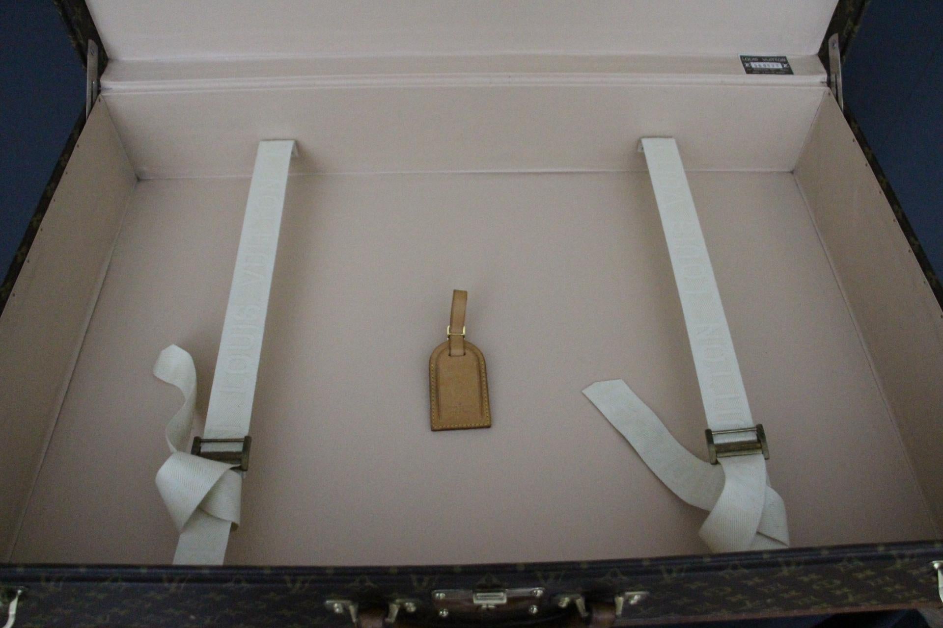  Louis Vuitton Suitcase 80 cm,  80 cm Louis Vuitton Trunk For Sale 10