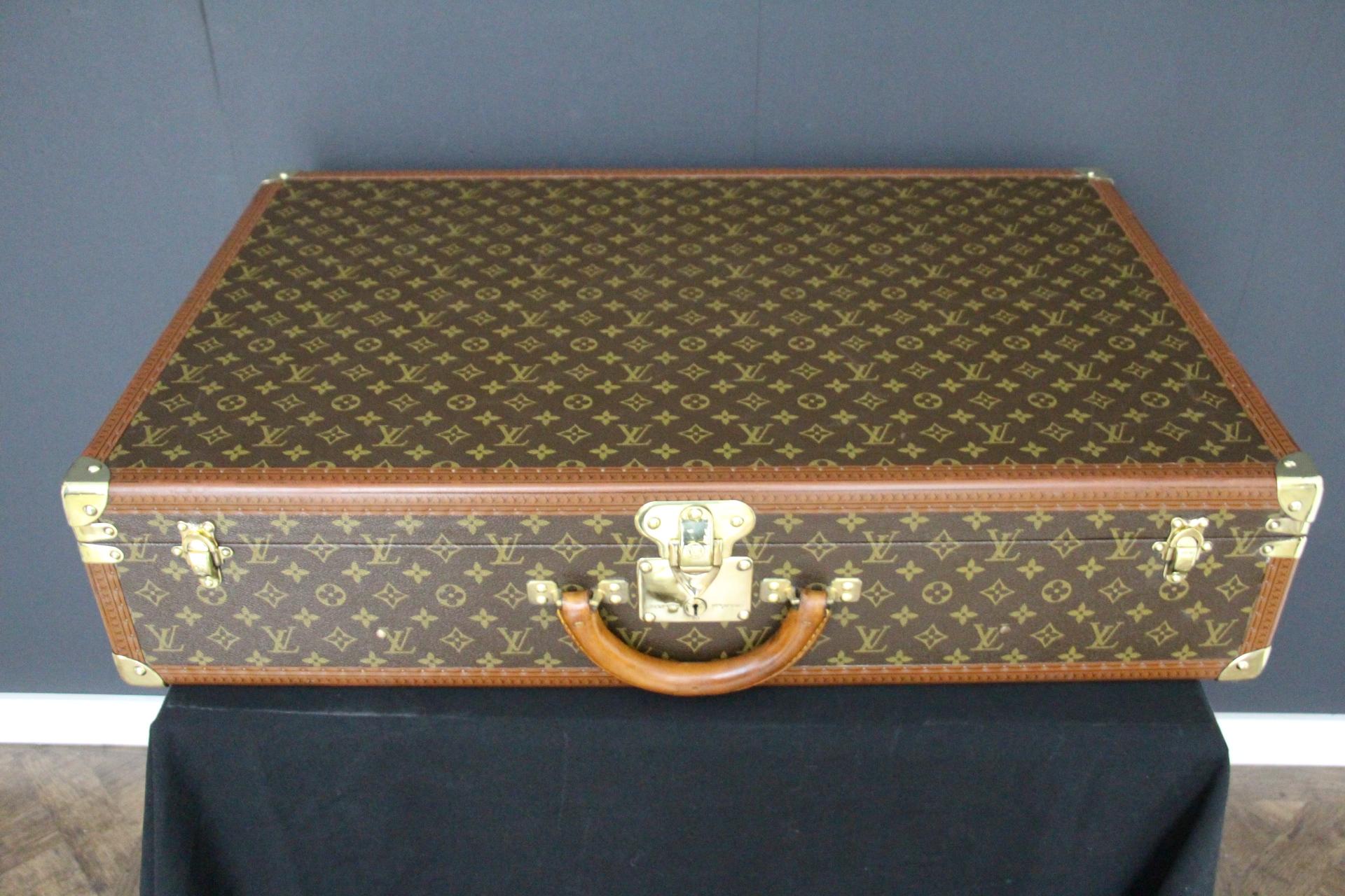 Louis Vuitton Suitcase 80 cm,  80 cm Louis Vuitton Trunk For Sale 11