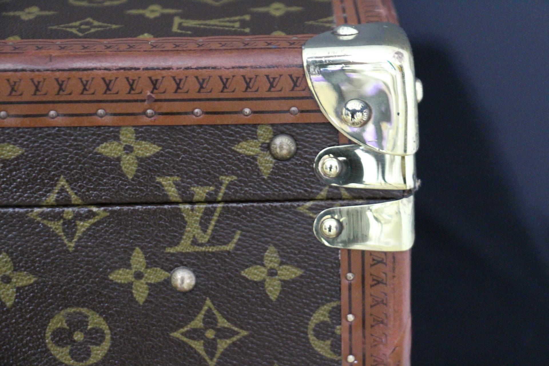 Louis Vuitton Suitcase 80 cm,  80 cm Louis Vuitton Trunk For Sale 13