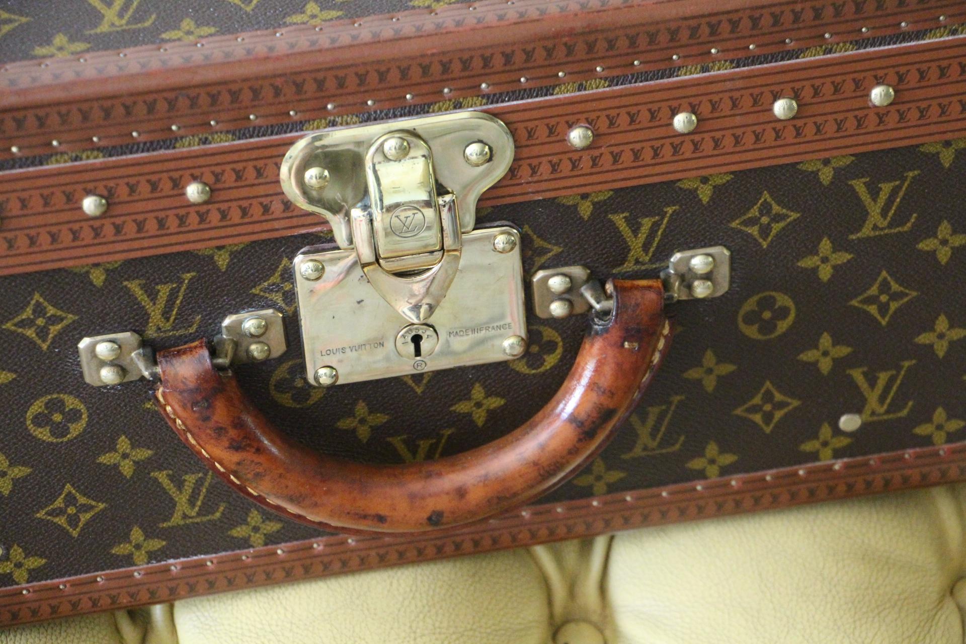 Late 20th Century Louis Vuitton Suitcase, Alzer 60 Louis Vuitton Suitcase, Vuitton Rigid Suitcase