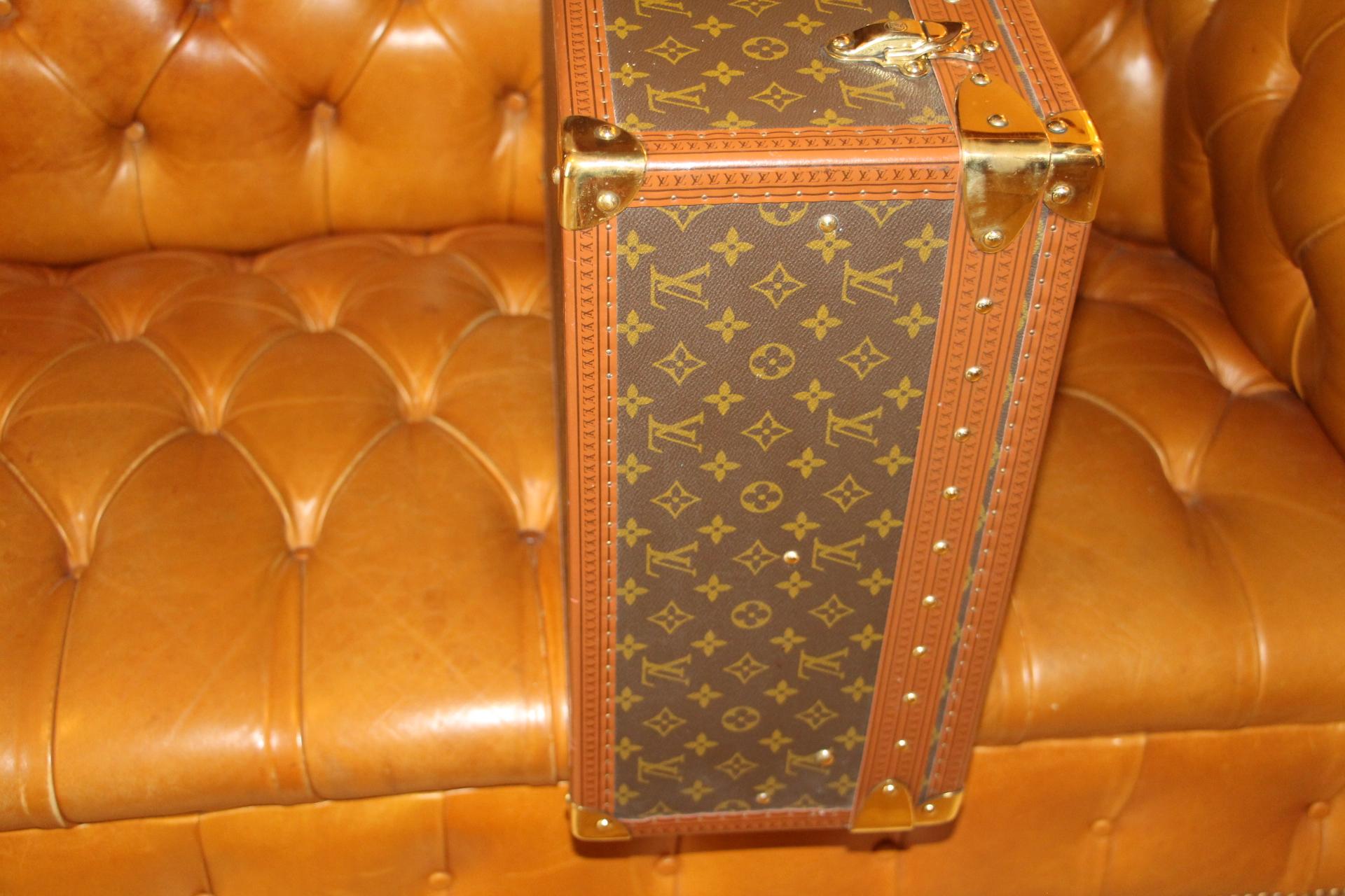 Women's or Men's  Louis Vuitton Suitcase, Alzer 65 Louis Vuitton Suitcase, Large Vuitton Suitcase