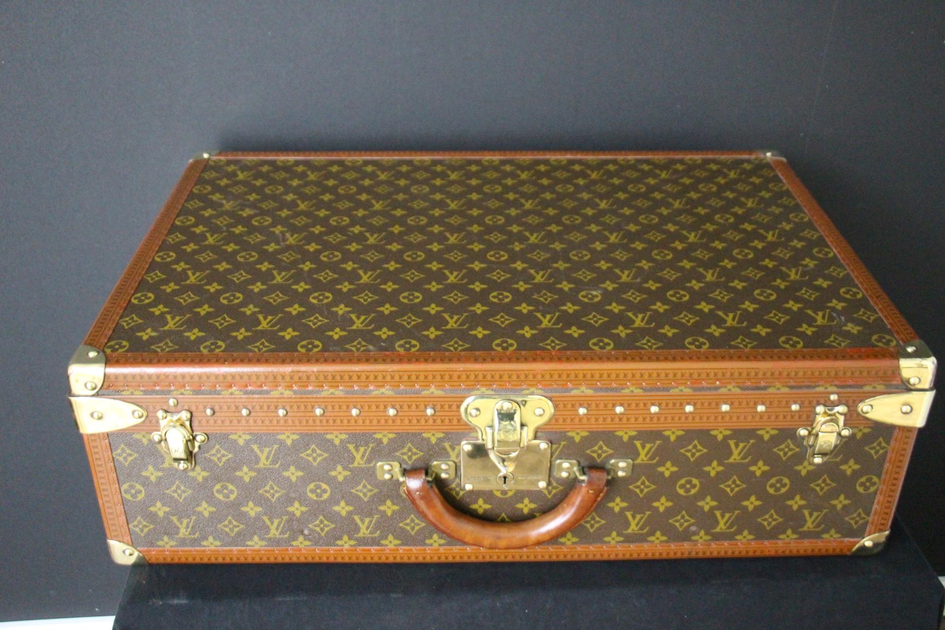  Louis Vuitton Suitcase, Alzer 70 Louis Vuitton Suitcase, Large Vuitton Suitcase For Sale 6