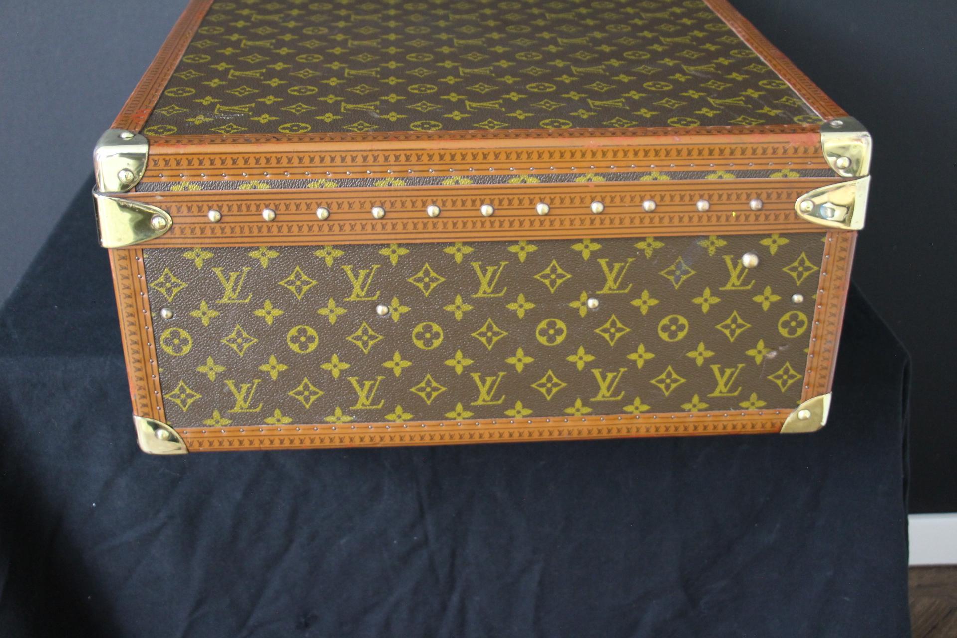  Louis Vuitton Suitcase, Alzer 70 Louis Vuitton Suitcase, Large Vuitton Suitcase For Sale 3