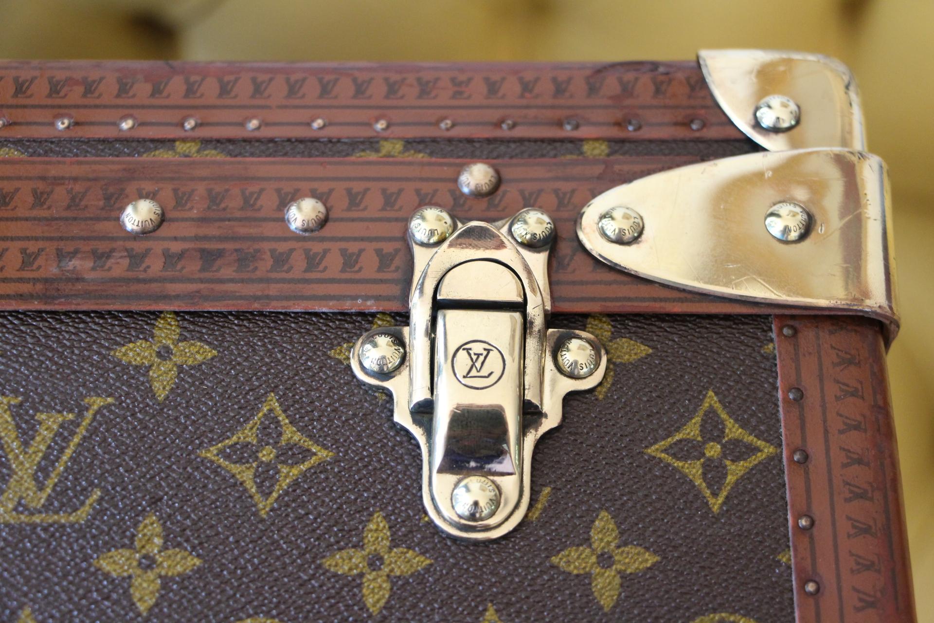 Brown  Louis Vuitton Suitcase, Alzer 70 Louis Vuitton Suitcase, Large Vuitton Suitcase