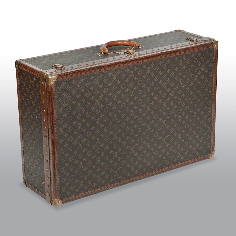 French Louis Vuitton Suitcase Alzer 80 Monogram For Sale