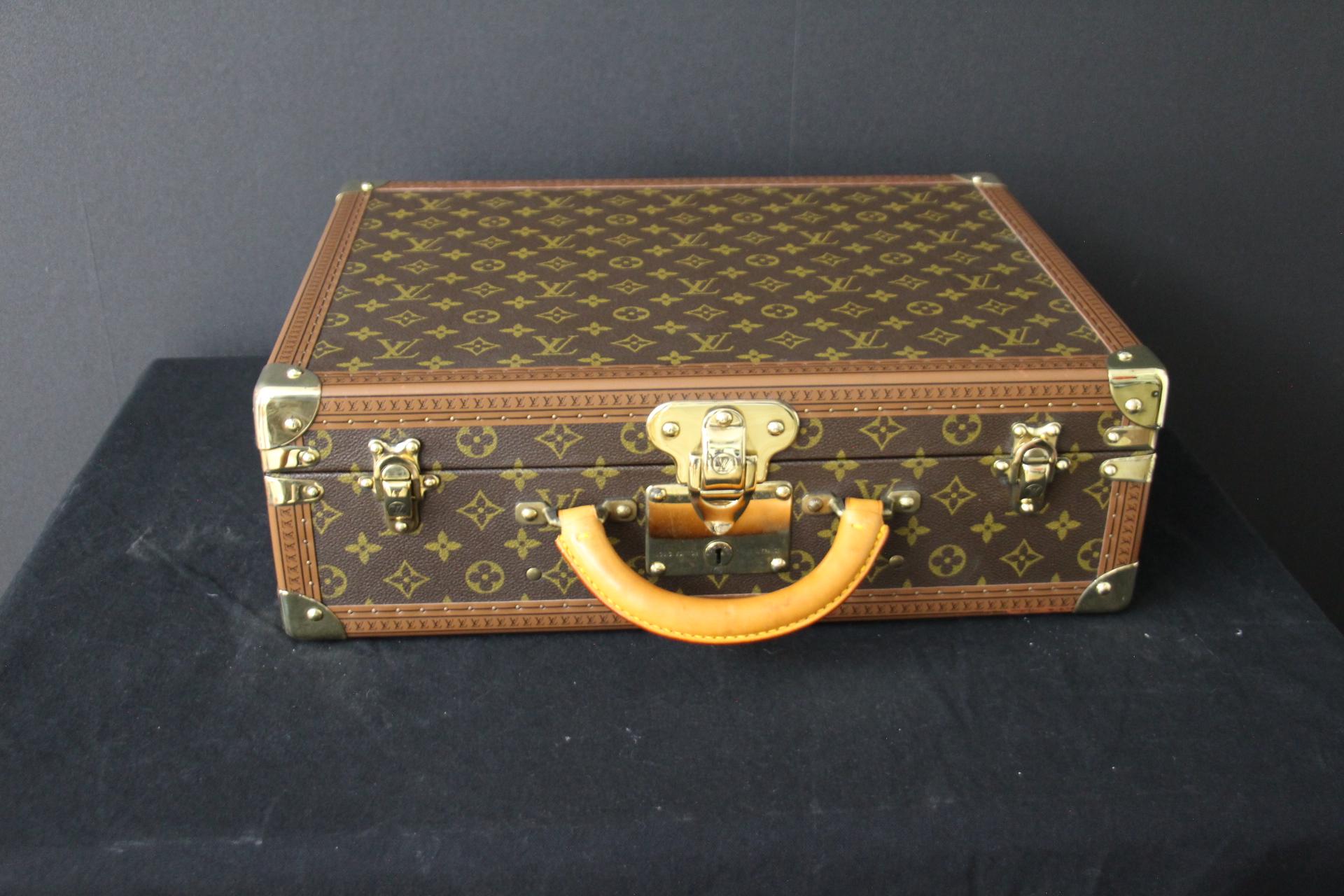 Louis Vuitton Suitcase, Cotteville 45 Louis Vuitton Suitcase In Good Condition In Saint-ouen, FR