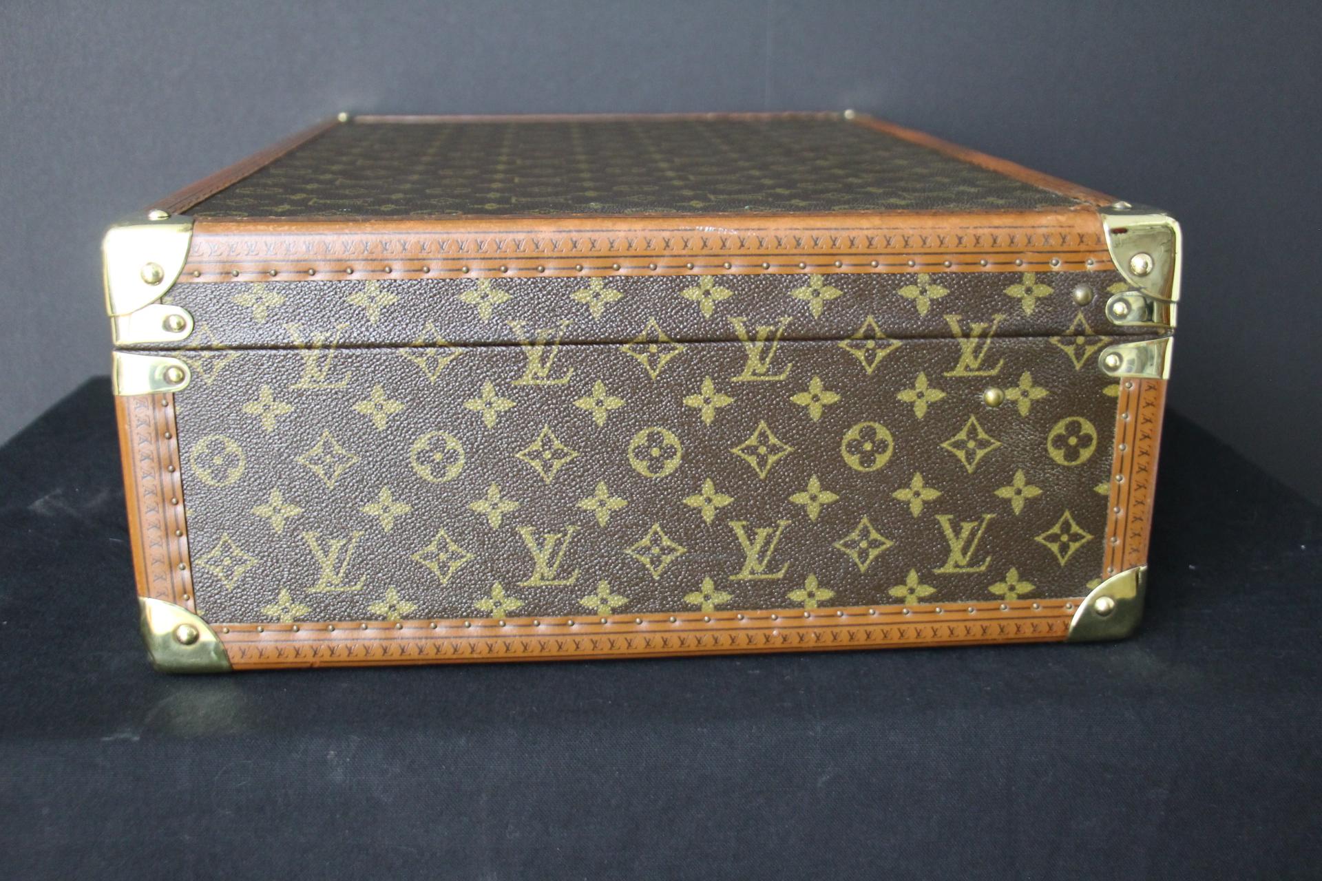Louis Vuitton Suitcase, Cotteville 55 Louis Vuitton Suitcase For Sale 3