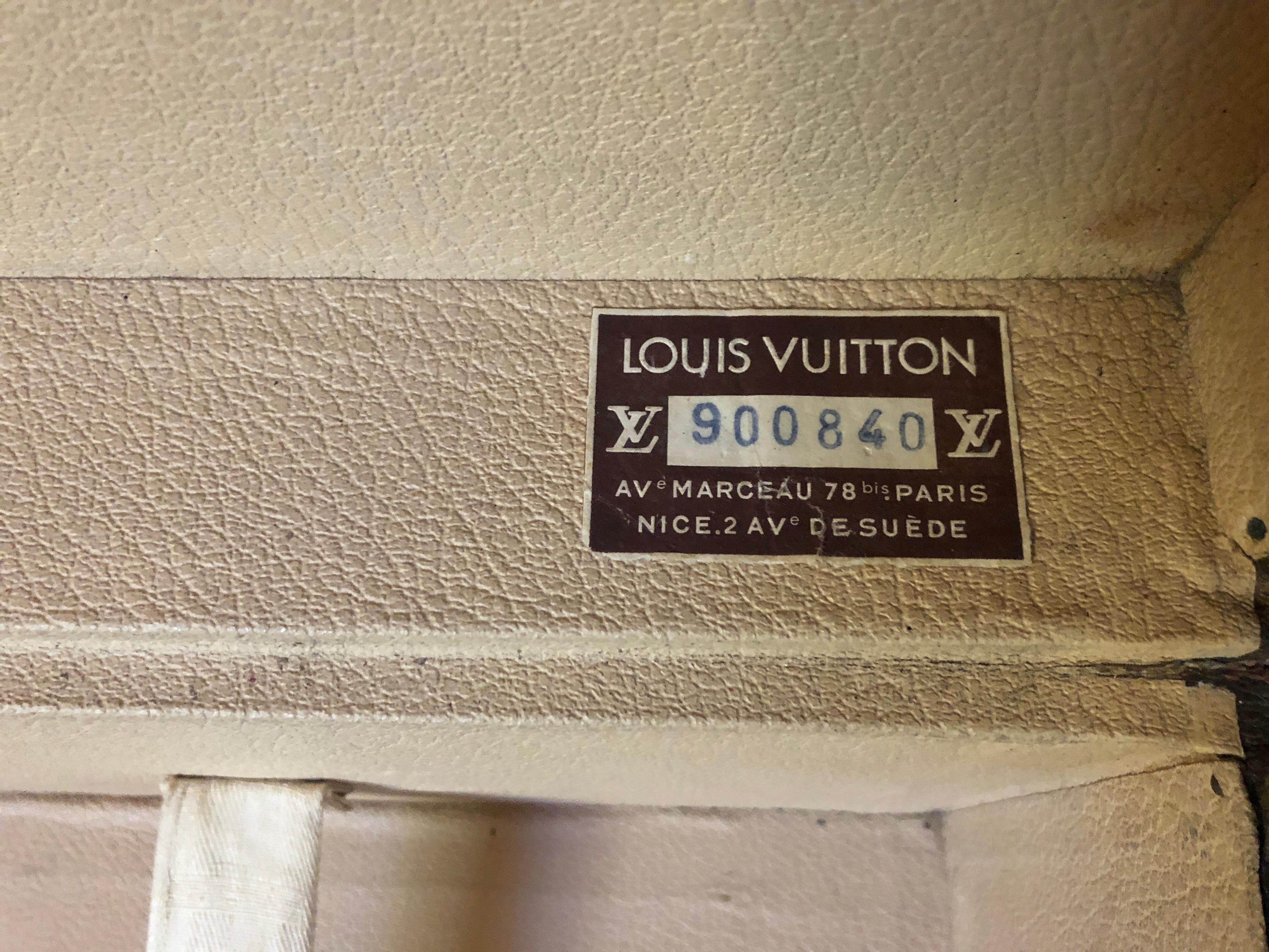 20th Century Louis Vuitton Suitcase or Trunk, Monogram Canvas For Sale