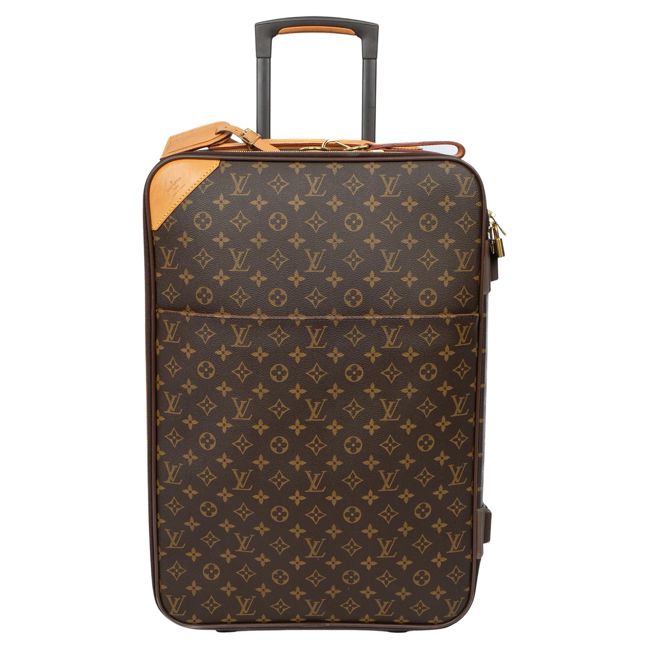 Louis Vuitton suitcase 'Pegase 60' by Marc Jacobs Collection 2022