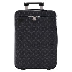 Louis Vuitton Suitcase Pegasus cabin size
