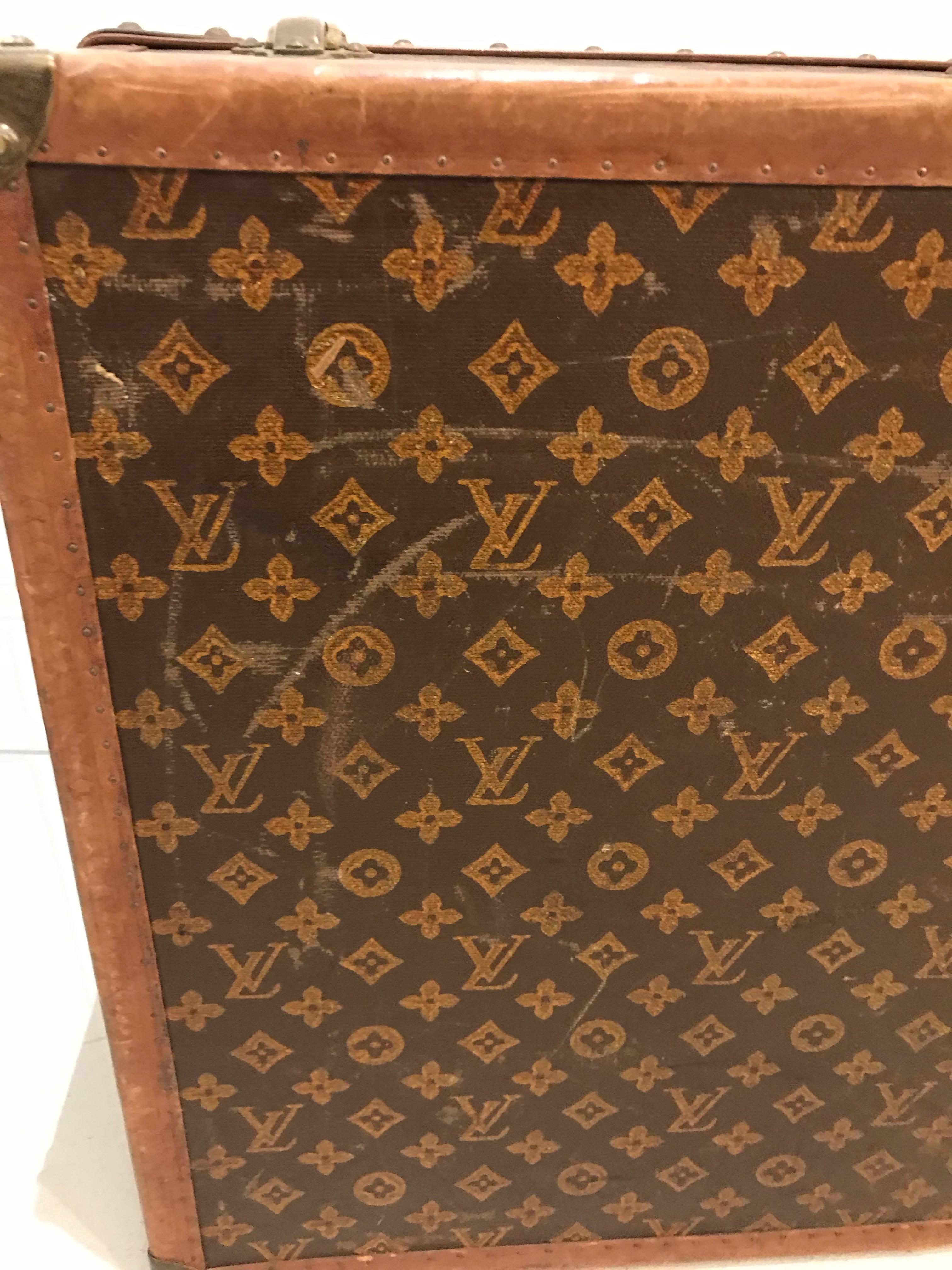 20ième siècle Malle valise Louis Vuitton en vente
