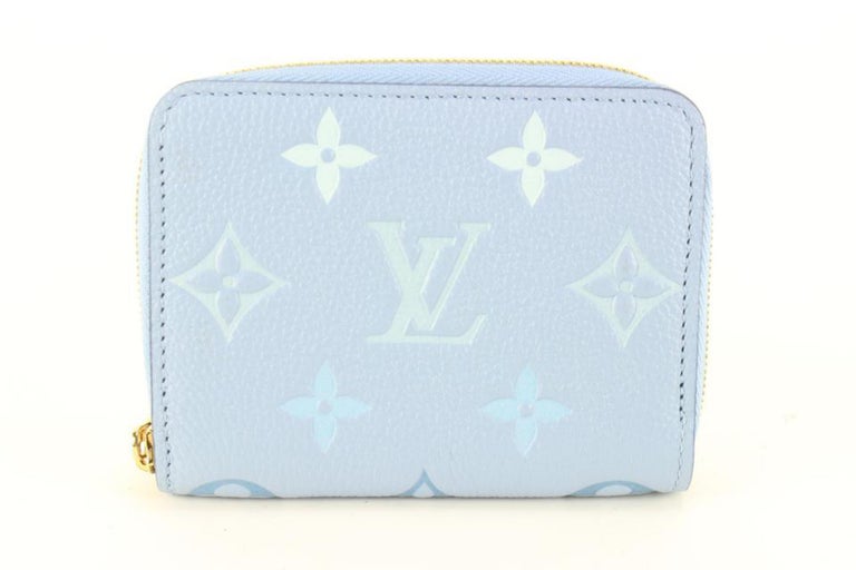 lv by the pool wallet