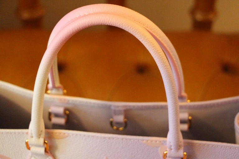 GIFTABLE, Unopened In Shipping Box Louis Vuitton ON THE GO GM Sunrise Pastel
