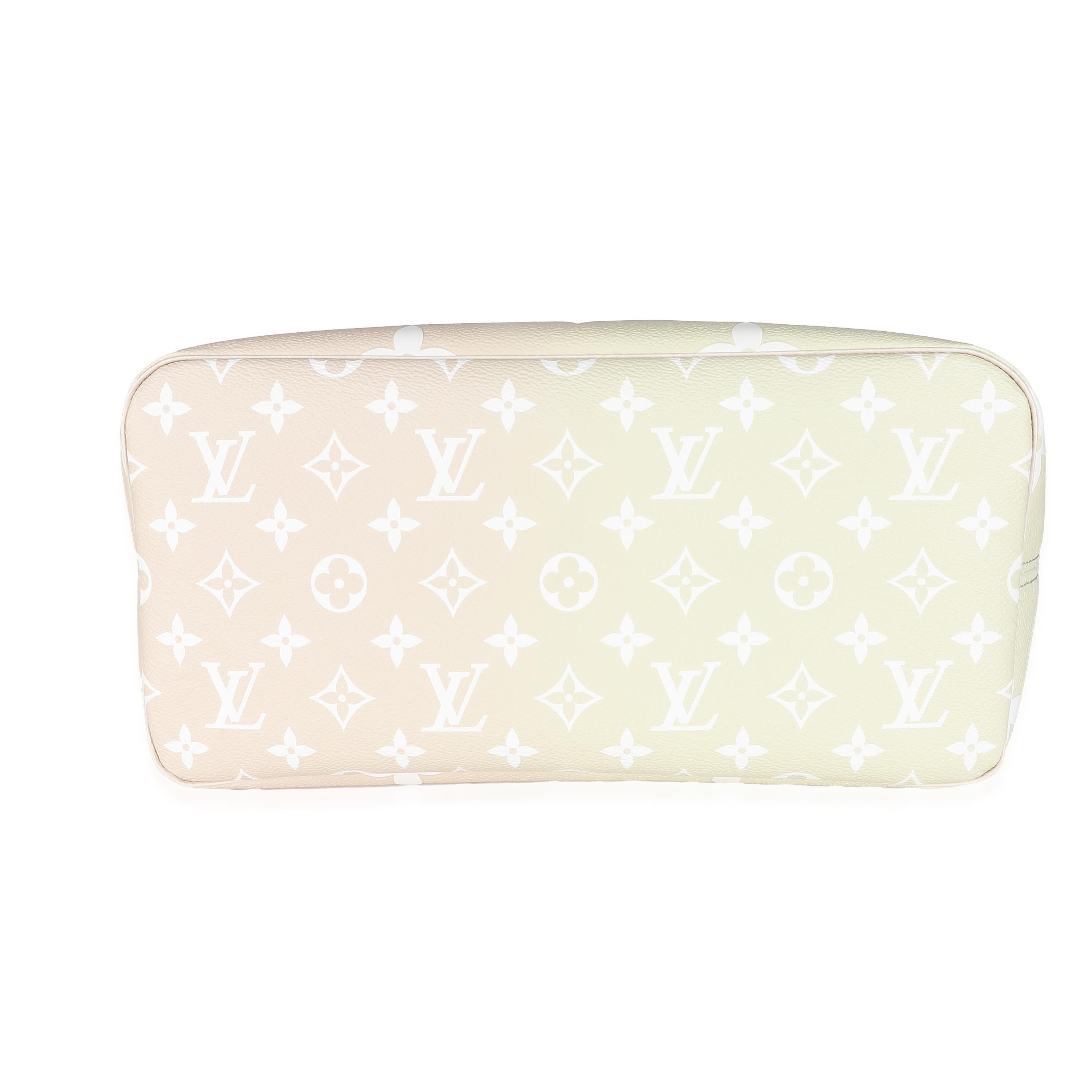 Louis Vuitton Sunset Kaki Monogram Giant Spring In The City Neverfull MM For Sale 2