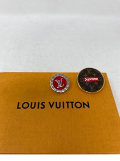 Louis Vuitton Supreme Pin Set