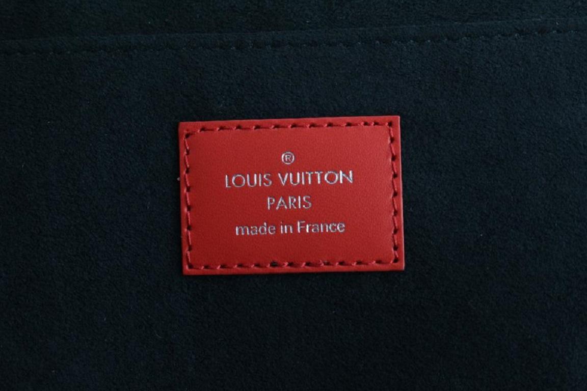 Louis Vuitton Supreme Pochette Jour GM Pochette en cuir épi rouge 600lvs615  Pour femmes en vente