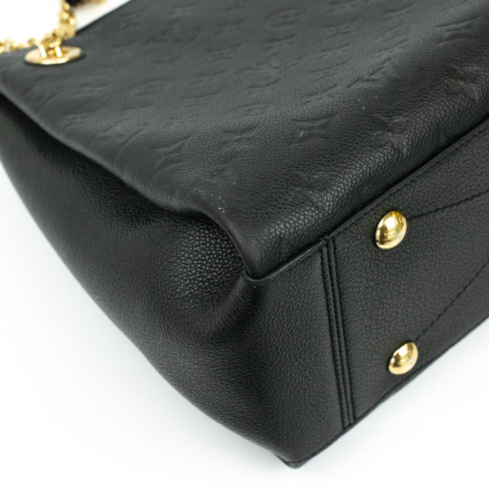 Louis Vuitton, Surène in black leather 5