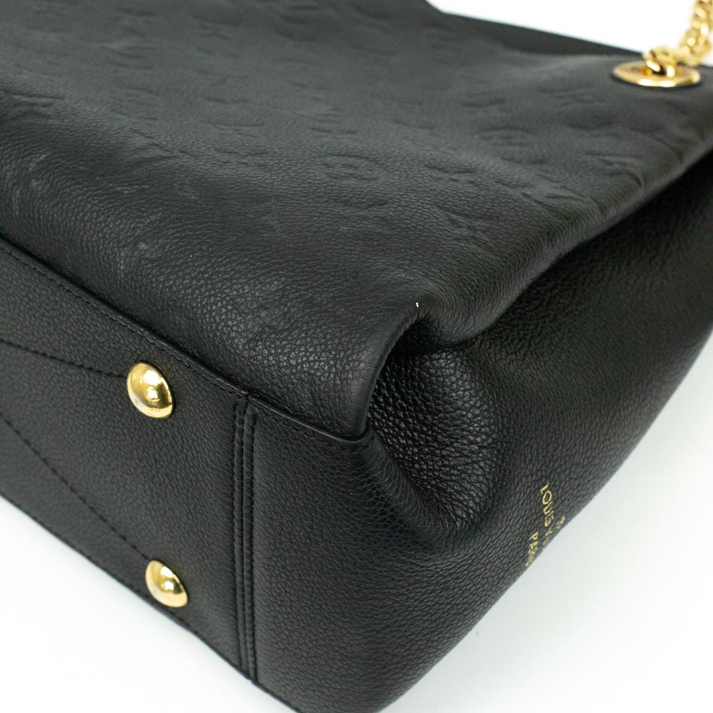 Louis Vuitton, Surène in black leather 6