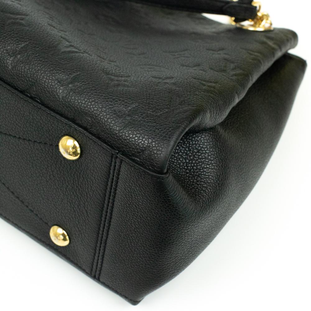 Louis Vuitton, Surène in black leather 4