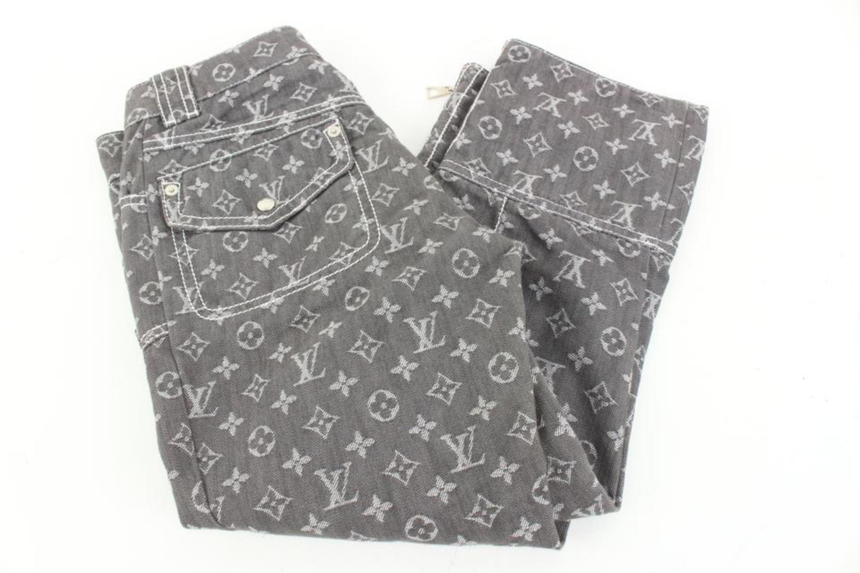 Louis Vuitton Sz 2  Grey Denim Monogram Cropped Jeans Capri Pants Upcycle 13lz41 For Sale 1