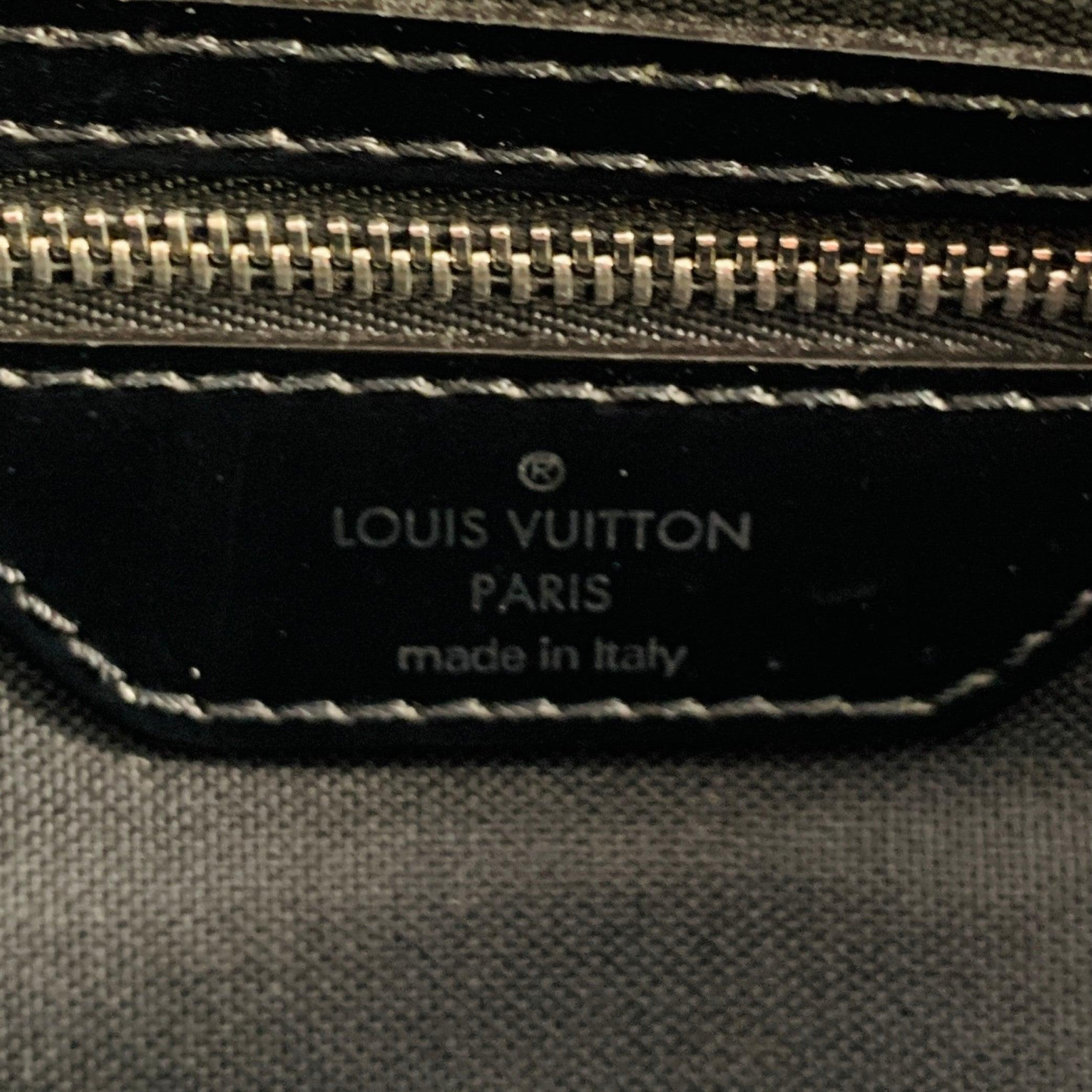 LOUIS VUITTON -Taiga Dersou- Black Dark Green Nylon Leather Messenger Bag 3
