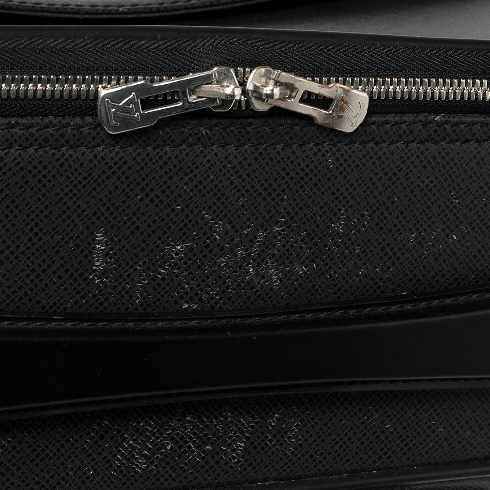Men's Louis Vuitton Taiga Leather 45 Business Luggage