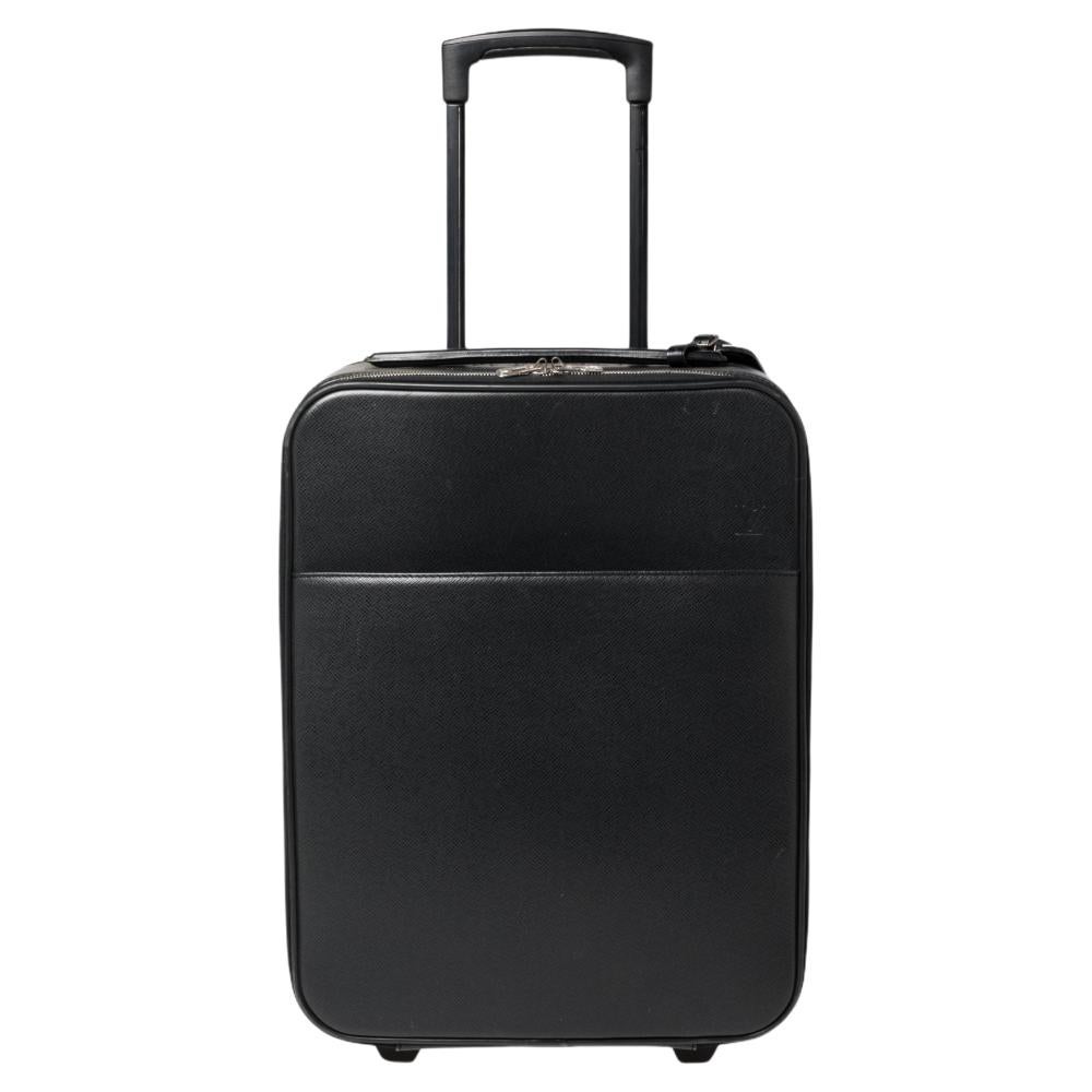 Louis Vuitton Taiga Leather 45 Business Luggage