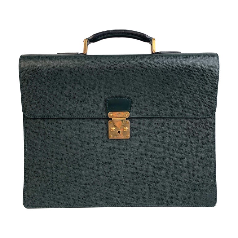 Louis Vuitton Taiga Leather Robusto 2 Compartments Briefcase MI0928 For ...