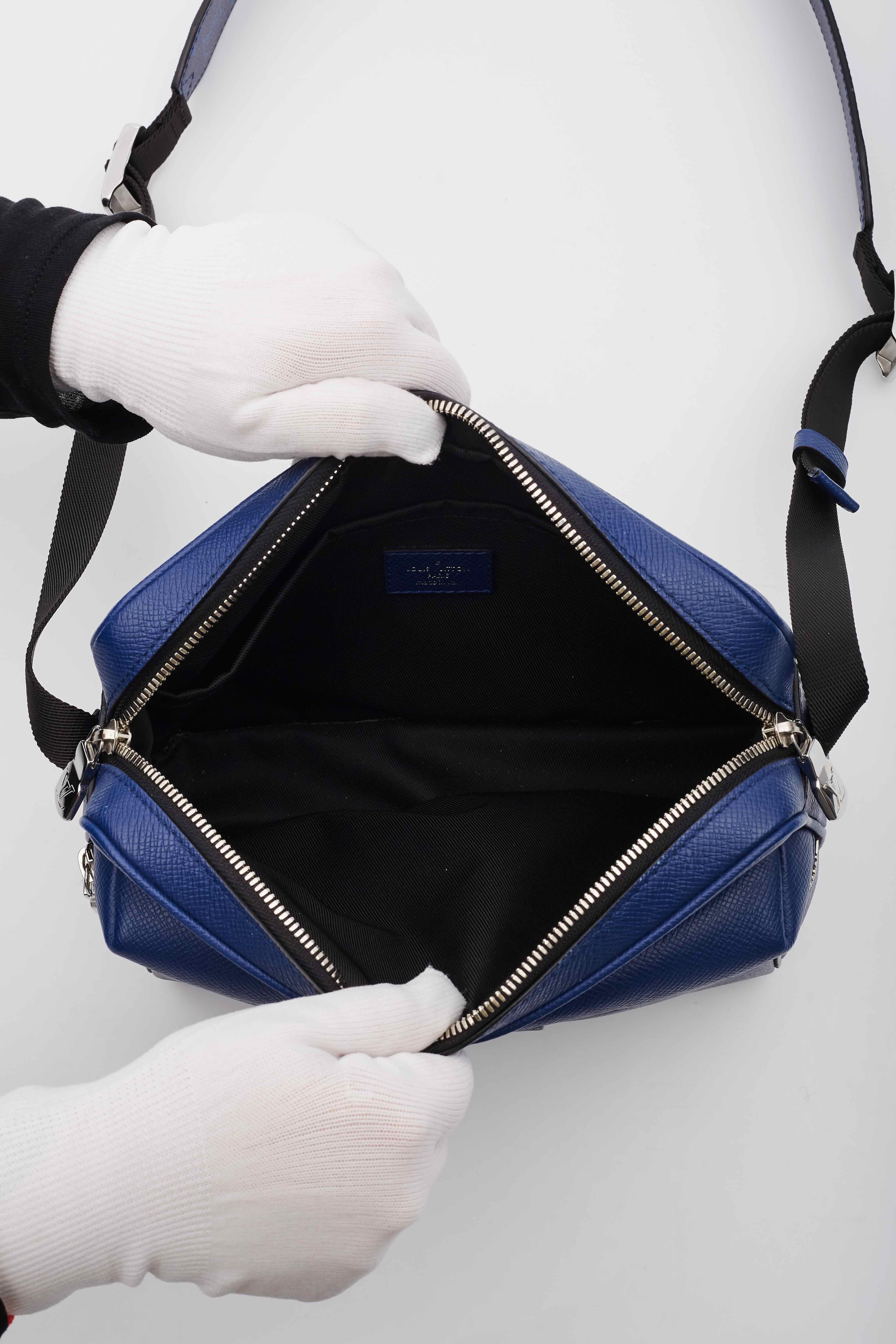 Louis Vuitton Taiga Monogram Cobalt Blue Outdoor Messenger Bag 3