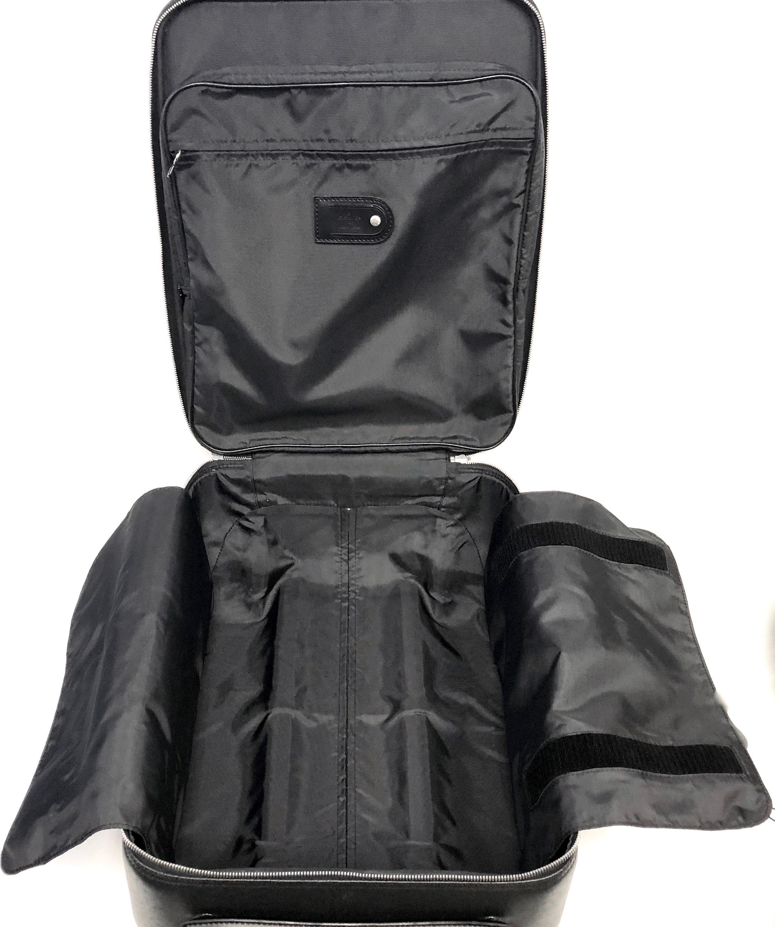 LOUIS VUITTON Taiga Pegase 45 Ardoise Business Suitecase Luggage For Sale 7