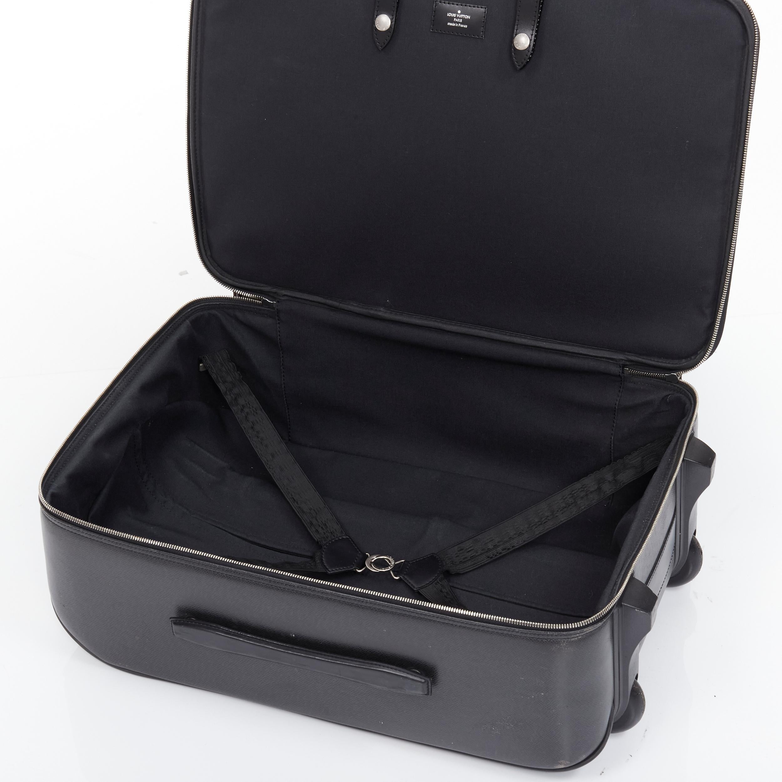 LOUIS VUITTON Taiga Pegase 60 Business black rolling suitcase luggage 4