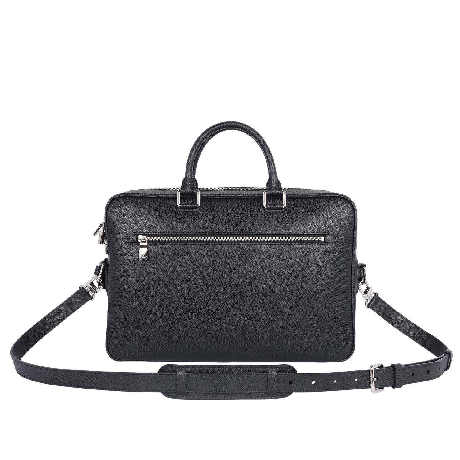 Louis Vuitton Taiga Porte-Documents Business Messenger Bag Black Excellent état à Salt Lake Cty, UT