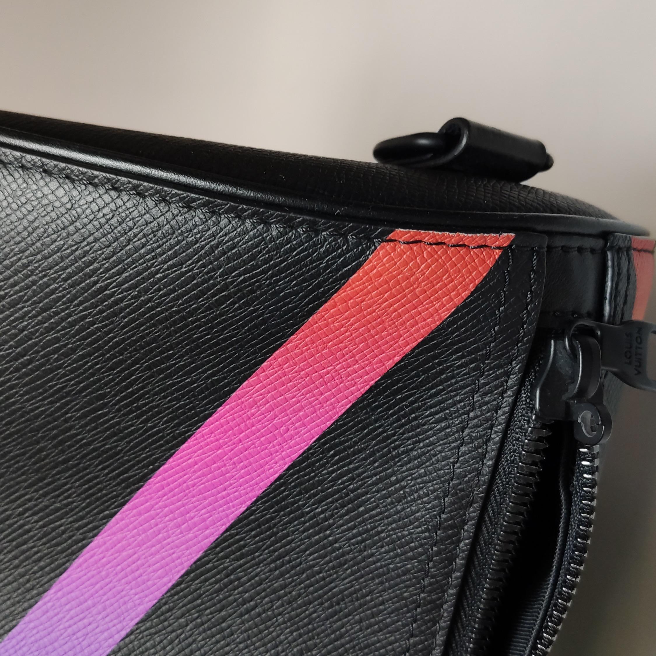 Louis Vuitton Taiga Rainbow Black Keepall Bandouliere 50 Leather For Sale 11