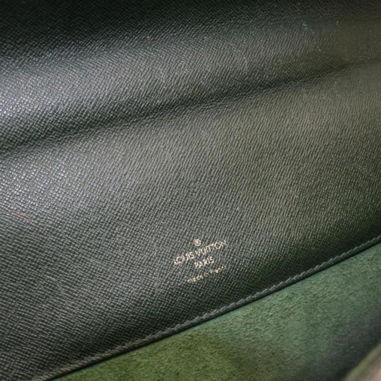 Louis Vuitton Taiga Serviette Kourad 370316 Green Leather Laptop Bag For Sale 6