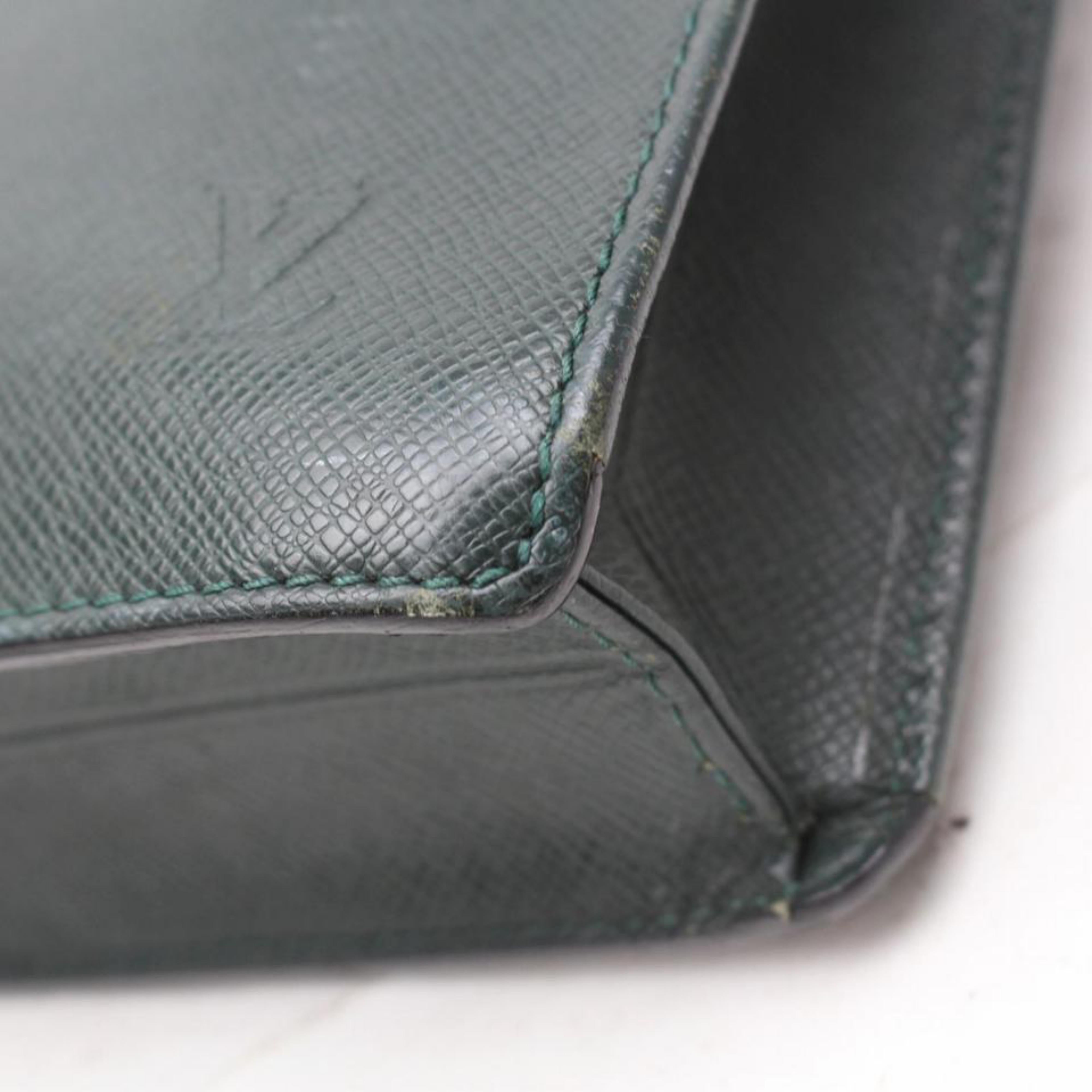 Louis Vuitton Taiga Serviette Kourad 370316 Green Leather Laptop Bag For Sale 1
