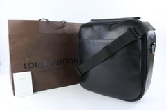 Louis Vuitton Taiga Tura 2way Luggage 7lz0802 Black Leather Messenger Bag