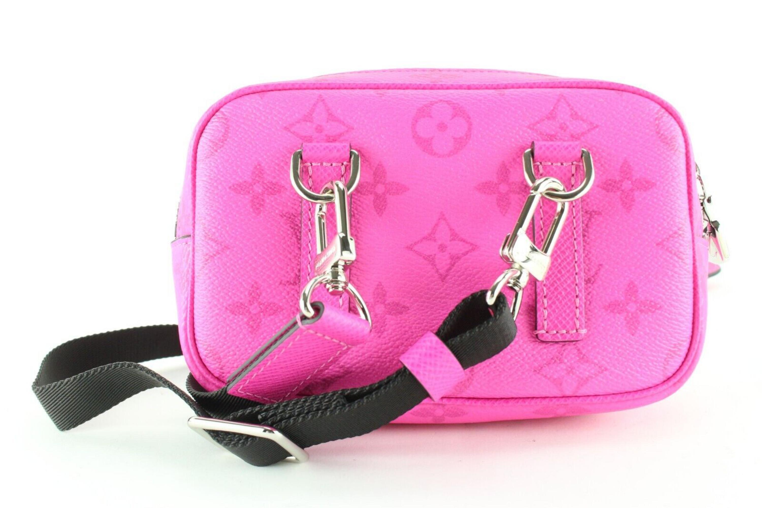 Louis Vuitton Taigarama Monogram Neon Pink Bumbag Outdoor Crossbody 5LV0123 5