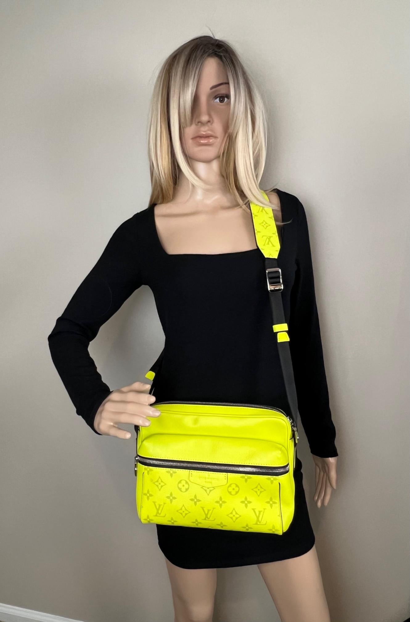 LOUIS VUITTON Taiga Monogram Leather Outdoor Messenger Yellow Bag For Sale 1