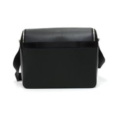 Louis Vuitton Taimyr Black Taiga Leather Messenger Bag