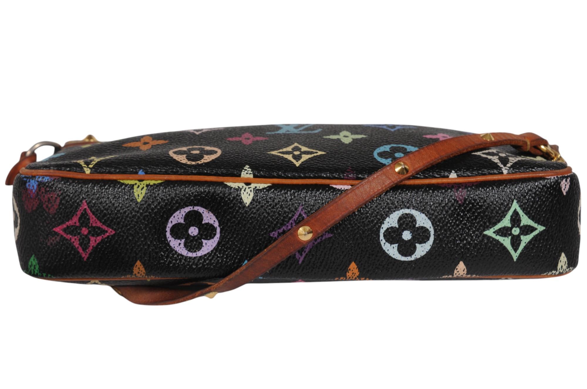 Louis Vuitton Takashi Murakami Pochette Accessoire Nero Marrone con Borchie in vendita 6
